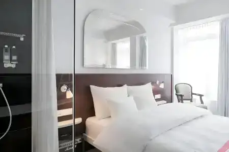 Ruby Coco Dusseldorf - 15
