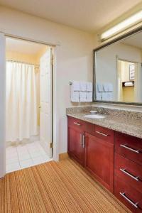 Residence Inn by Marriott - 28