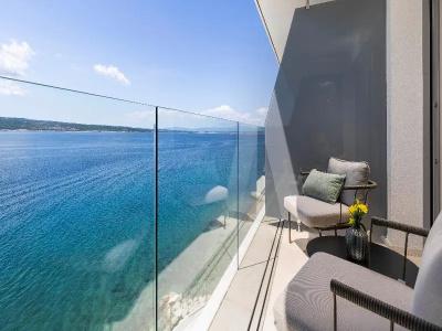 Luxury Amabilis - 75