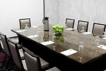 The Churchill Near Embassy Row - 6