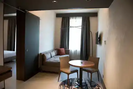 Gasometer Urban Suites - 10