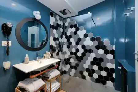 Rarity Suites - 32
