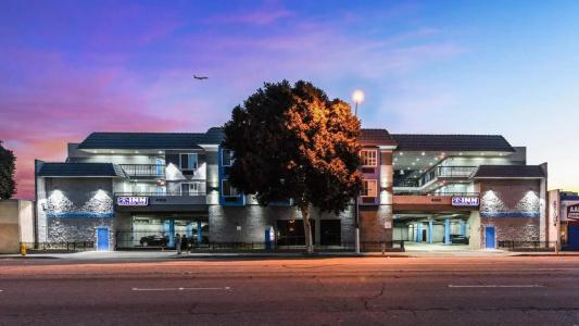 Hollywood Inn Express Lax - 25