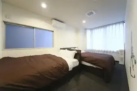 Roots Hostel - 2
