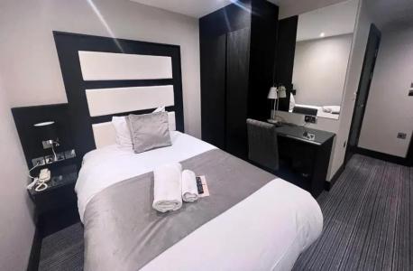 Hatton Garden - 31