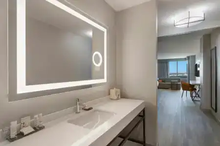Houston Marriott North - 23