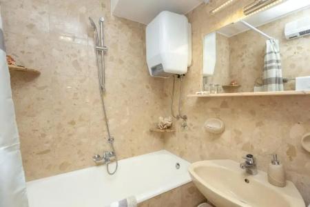 Guest House Steel - 12