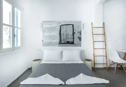 White and Grey - 22