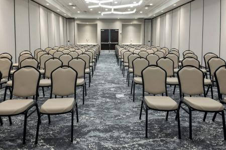 Hilton Garden Inn South - 31