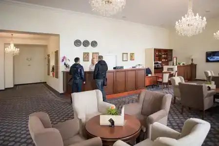 Windsor Spa - 2
