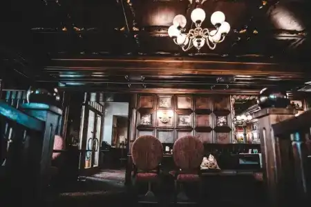 Cella Central Historic Boutique - 1