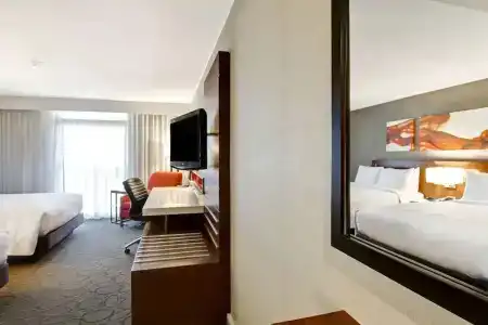 Hilton/Meadowvale - 73
