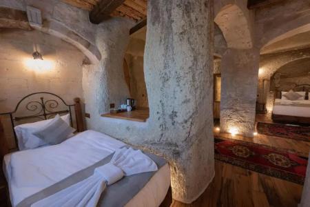Sarnich Cave Suites - 51