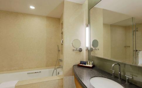 DoubleTree by Hilton Shanghai - Pudong - 19
