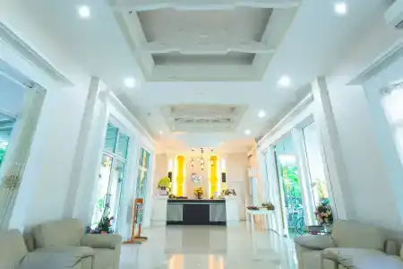 Nantrungjai Boutique - 1