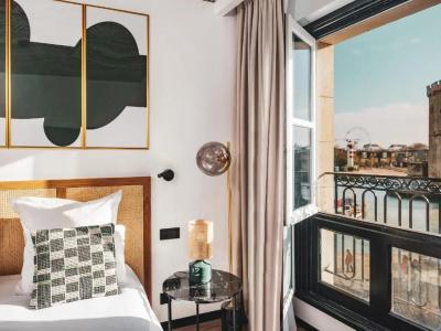 Maisons du Monde Hôtel & Suites - La Rochelle Vieux Port - 100