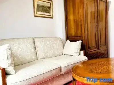 Hôtel de Varenne - 90