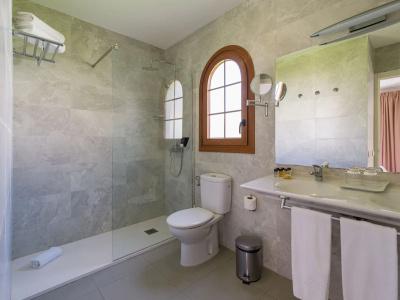 eó Suite Jardin Dorado - 10