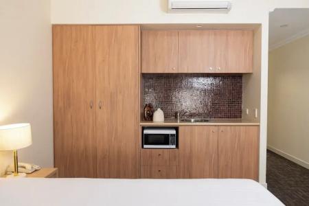 Rydges - 134