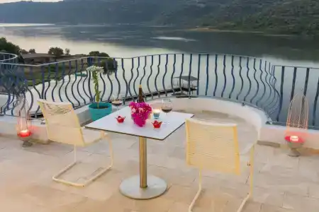 Yalicapkini Boutique - 61