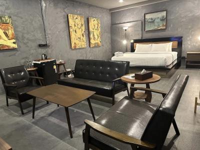 Premier Hostel Chiang Mai - 10