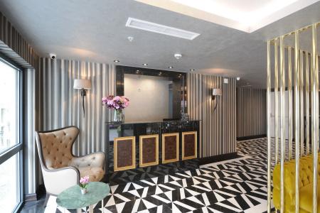 Le Petit Palace - Special Category - 21