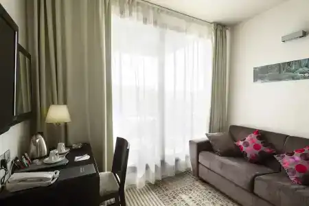 Best Western Plus hôTel De l'Arbois - 126