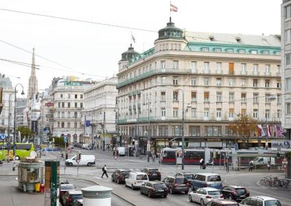 Living an der Oper - 16