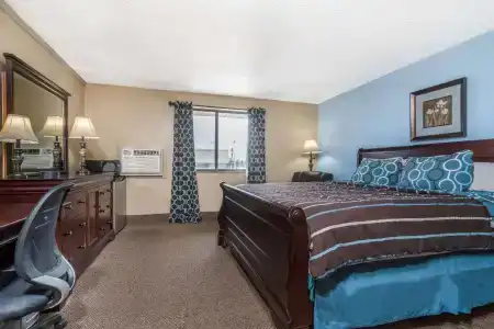 Super 8 by Wyndham - 22