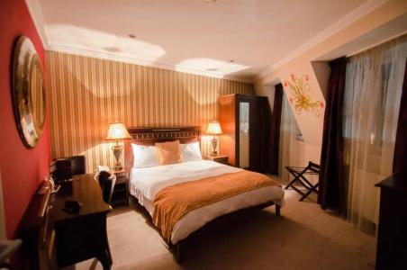 Boutique Monaco - 39