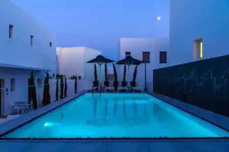 Central Boutique by naoussa hills adults only - 14