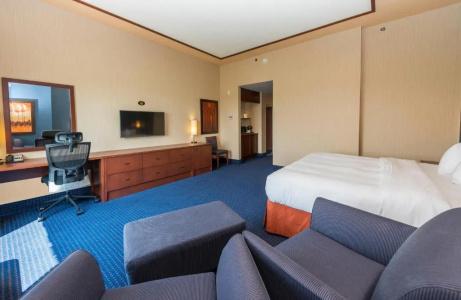 Quality Inn & Suites - 61