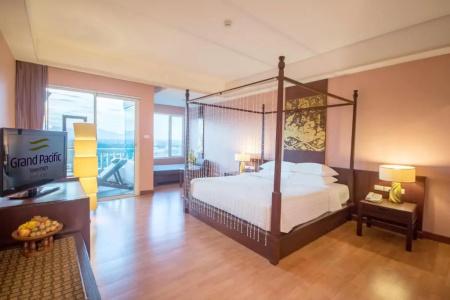 Grand Pacific Sovereign Resort & Spa - 81