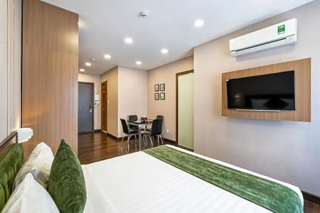 Emerald Central - 52