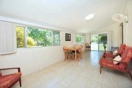 Seascape Holidays - 53 Reef Street - 38