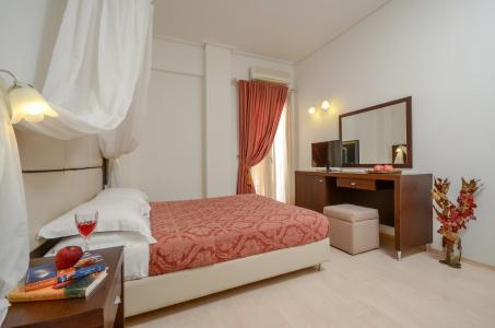 Aeolis Boutique - 2