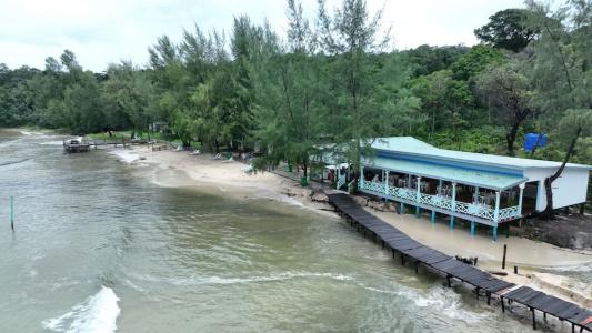 Sandy Beach Bungalows - 21