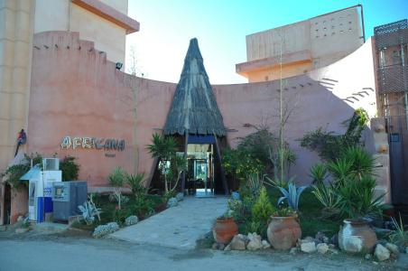 Africana & Spa - 1