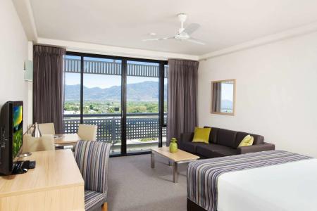 Rydges Esplanade - 4