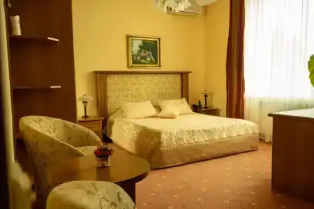 Diplomat Club - 41