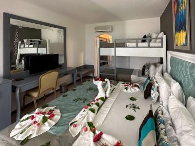Tiana Beach Resort - 79