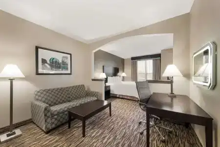 SureStay Plus by Best Western - 50
