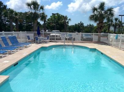 Quality Inn & Suites - - 15