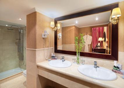 H10 Corregidor Boutique - 21
