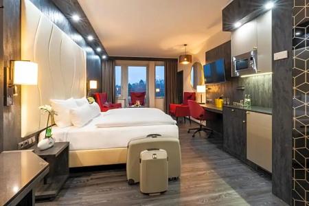 Plaza Schwerin; Sure Collection By Best Western - 98