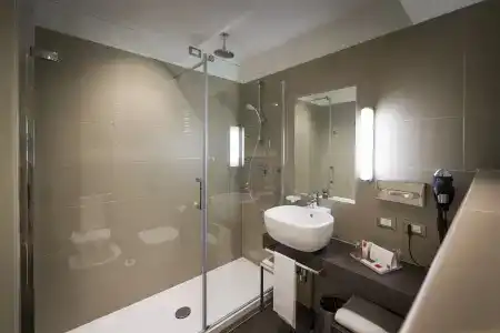 Unahotels Bologna Fiera - 14