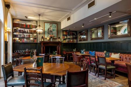 Coach & Horses - 15