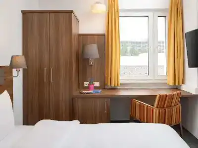 Greet Darmstadt - an Accor - - 63