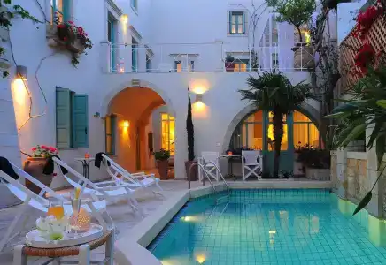 Mythos Suites - 16