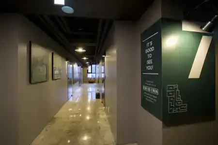 Grid Inn - 15